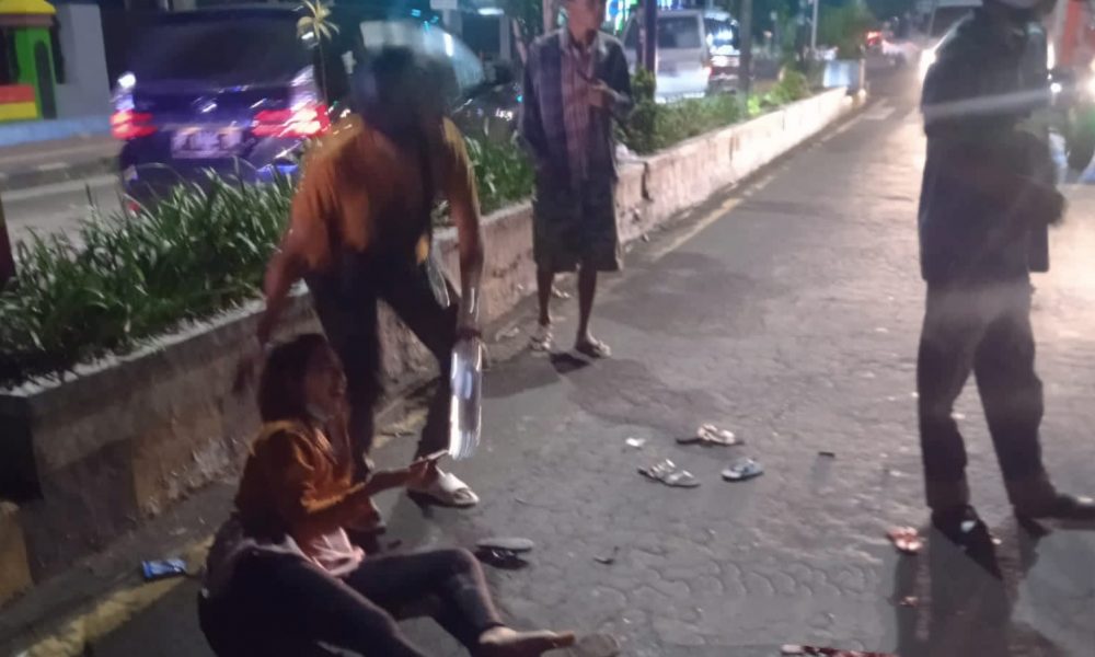 Terlempar dari Motor Berboncengan Empat, Balita Perempuan Kehilangan Nyawa di Jalan PB Sudirman Situbondo