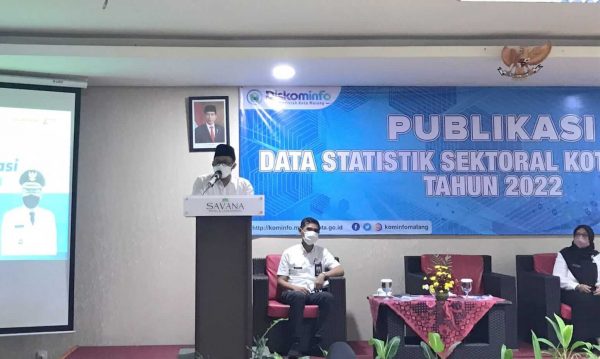 Hadiri Publikasi Data Statistik Sektoral Diskominfo Kota Malang, Wali Kota Sutiaji Tekankan Literasi Data untuk Tangkal Hoax