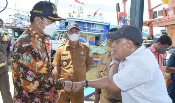 Bupati Yuhronur Apresiasi Upaya DPMPTSP Jatim Bantu Akses Permodalan Nelayan Pantura melalui Roadshow