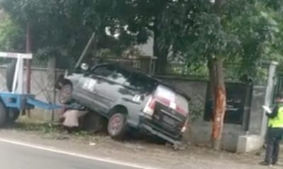 Mobil Berpenumpang Grup Band D'Masiv Diduga Alami Kecelakaan di Pantura Situbondo