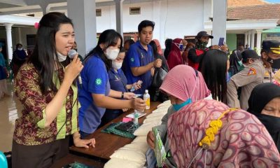 Bantu Masyarakat di Bulan Ramadan, Pabrik Gula RMI Gelontor 1 Ton Gula Pasir