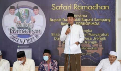 Safari Ramadan ke Wilayah Jrengik, Wabup Sampang Respon Positif Curhat Masyarakat Terkait Infrastruktur dan PJU