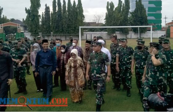 Kepala Staf TNI AD Tinjau Stadion Merdeka Jombang untuk Persiapan Liga Santri