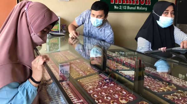 Usai Lebaran, Harga Emas di Kota Malang Stabil