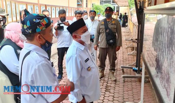 Bupati Situbondo Buka Pesta Buku dan Pameran Arsip Situbondo