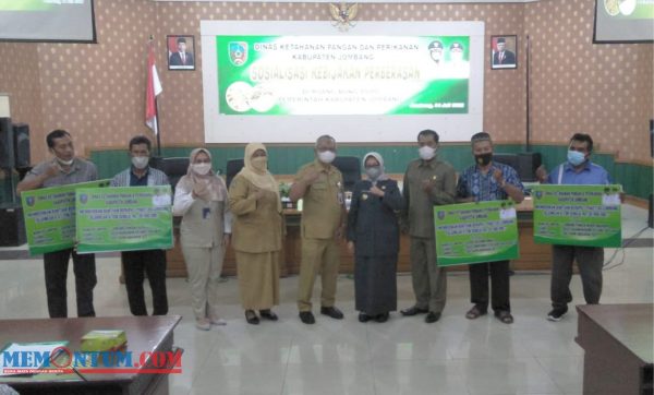 Jaga Kualitas Beras, Bupati Jombang Hadiri Sosialisasi bersama Petani dan Bulog