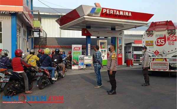 Kenaikan Harga BBM Tak Pengaruhi Pembelian di SPBU Kota Malang