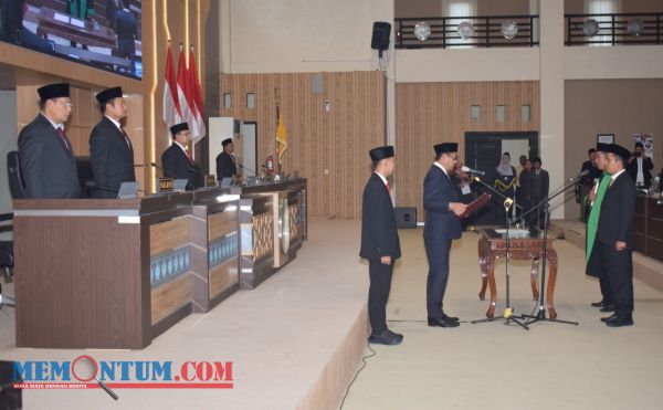 Ketua DPRD Lamongan Pimpin Pergantian Antar Waktu Anggota Fraksi Golkar