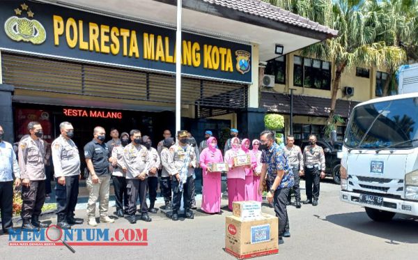 Polresta Malang Kota Kirimkan Paket Sembako dan Obat-Obatan ke Korban Gempa Cianjur