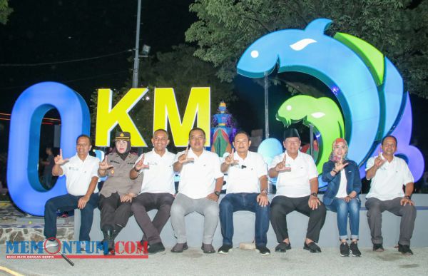 Branding Baru untuk Destinasi Tengah Kota, Titik 0 KM Lamongan Diresmikan Bupati Yuhronur