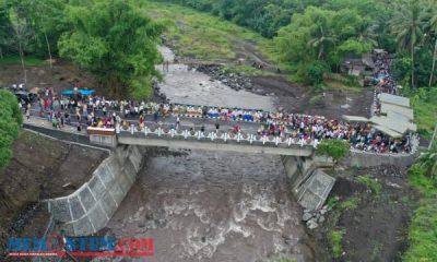 Masyarakat Desa Gesang dan Sememu Lumajang Sambut Sumringah Peresmian Jembatan Hubung oleh Bupati dan Wabup