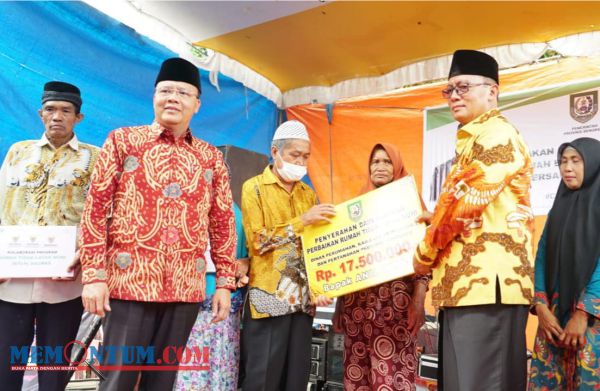 Sapa Warga Kabupaten Kaur, Gubernur Bengkulu Rohidin Sampaikan 2023 Ruas Jalan Padang Guci Segera Dibangun