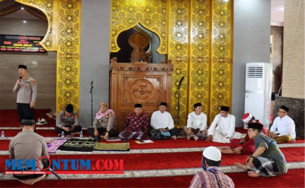 Irwasda Polda Bengkulu Sapa Warga Padang Harapan via Jumat Curhat