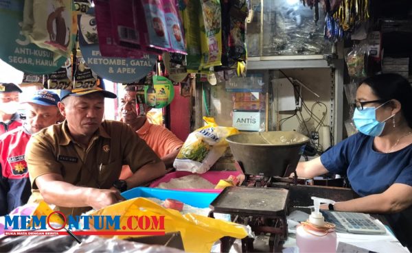 Sikapi HET Minyak Goreng, Diskoperindag Kota Malang Survei Pasar Blimbing