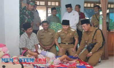 Bupati Arifin Jenguk dan Beri Donasi ke Balita Korban Peluru Nyasar di Trenggalek