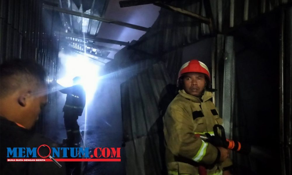 Usai Terbakar, Sejumlah Pedagang di Penampungan Pasar Induk Kota Batu Lakukan Penjagaan