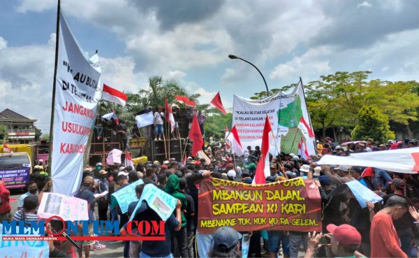 Merasa Infrastruktur Tak Diperhatikan, Warga Blitar Selatan Tuntut Pemisahan Diri dari Kabupaten