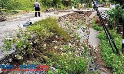 Dua Tahun Jalan Ambles Tak Diperbaiki, Warga dan Sopir Blitar Selatan Turun Jalan Tunggu Wabup