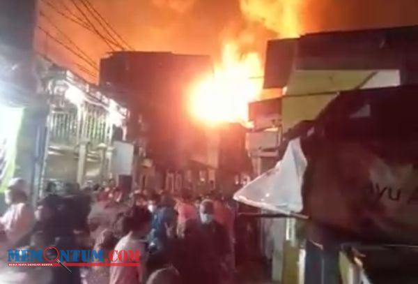 Depo Pertamina Plumpang Jakarta Utara Terbakar, Enam Orang Dilaporkan Meninggal