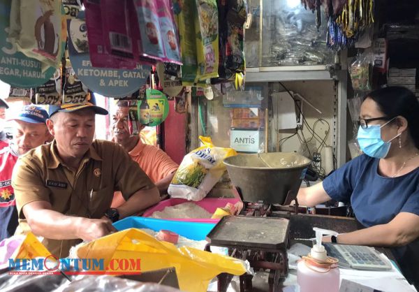Stabilkan Harga Sembako Jelang Ramadan, Diskopindag Kota Malang Gencarkan Operasi Pasar