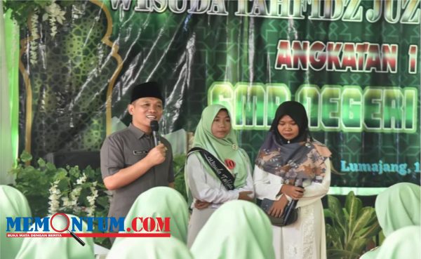 Hadiri Wisuda Pertama SMP Negeri 5 Lumajang, Cak Thoriq Sampaikan GSM Jadi Intrakulikuler Sekolah