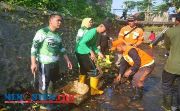 Cak Thoriq dan Bunda Indah Gelar Kerja Bakti bersama Warga di Kampung Baru Rogotrunan