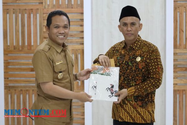 Masuk 10 Besar Anugerah Tinarbuka 2023, Bupati Lumajang Terima Kunjungan Komisi Informasi Pusat