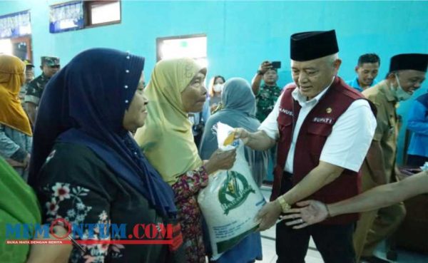 Sambang Desa Terpencil secara Estafet, Bupati Malang juga Salurkan Bantuan Cadangan Pangan Pemerintah