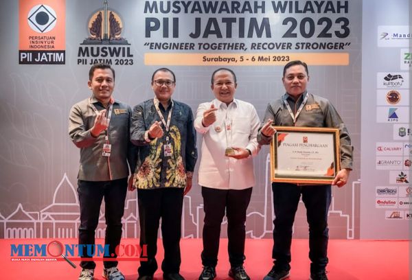 Berdedikasi di Bidang Keinsinyuran, Persatuan Insinyur Indonesia Jatim Beri Penghargaan untuk Bupati Jember