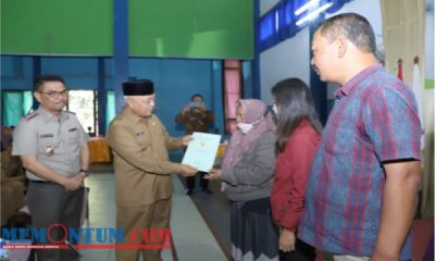Bupati Malang bersama BPN Serahkan 500 Sertifikat PTSL ke Warga Bululawang